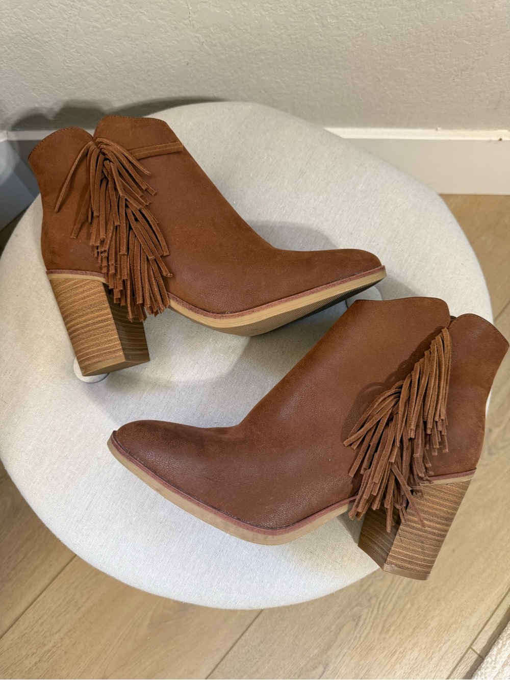 MIA Fringe Booties Tan Brown Gentle Use Women’s Size 10 Western Cowgirl - Picture 2 of 7
